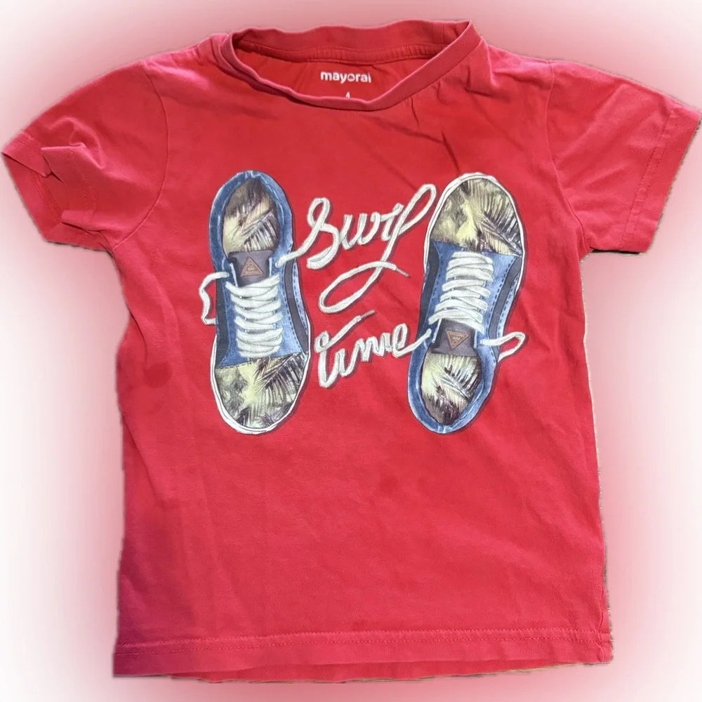Mayoral Boys Red Sneaker T-shirt size 4 excellent condition - Picture 2 of 3